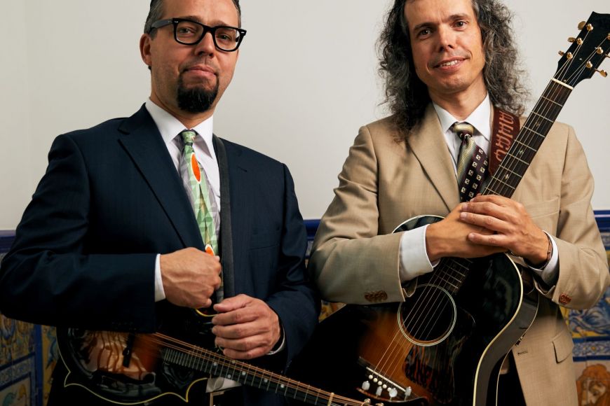 Música: Los Hermanos Cubero " Folklore castellà amb barreja de música nord-americana"