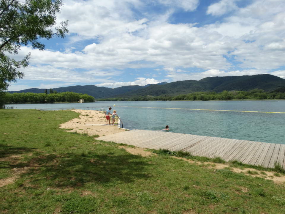 Caseta de fusta