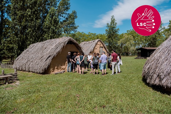 Activitat familiar - Visita al Parc Neolític de la Draga (visita amb llengua de signes)