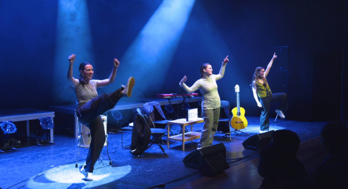 (a)phònica - Cor de Teatre Sons a l'Aire