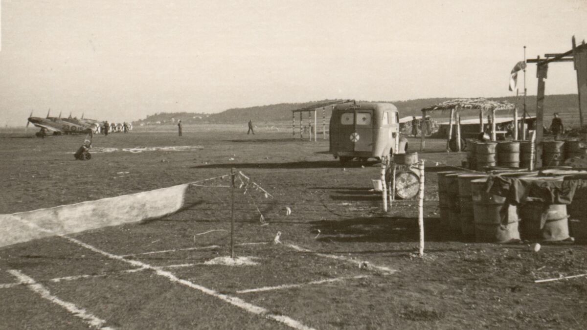 Projecció de l’audiovisual – El camp d’aviació de Banyoles, 1938-1960