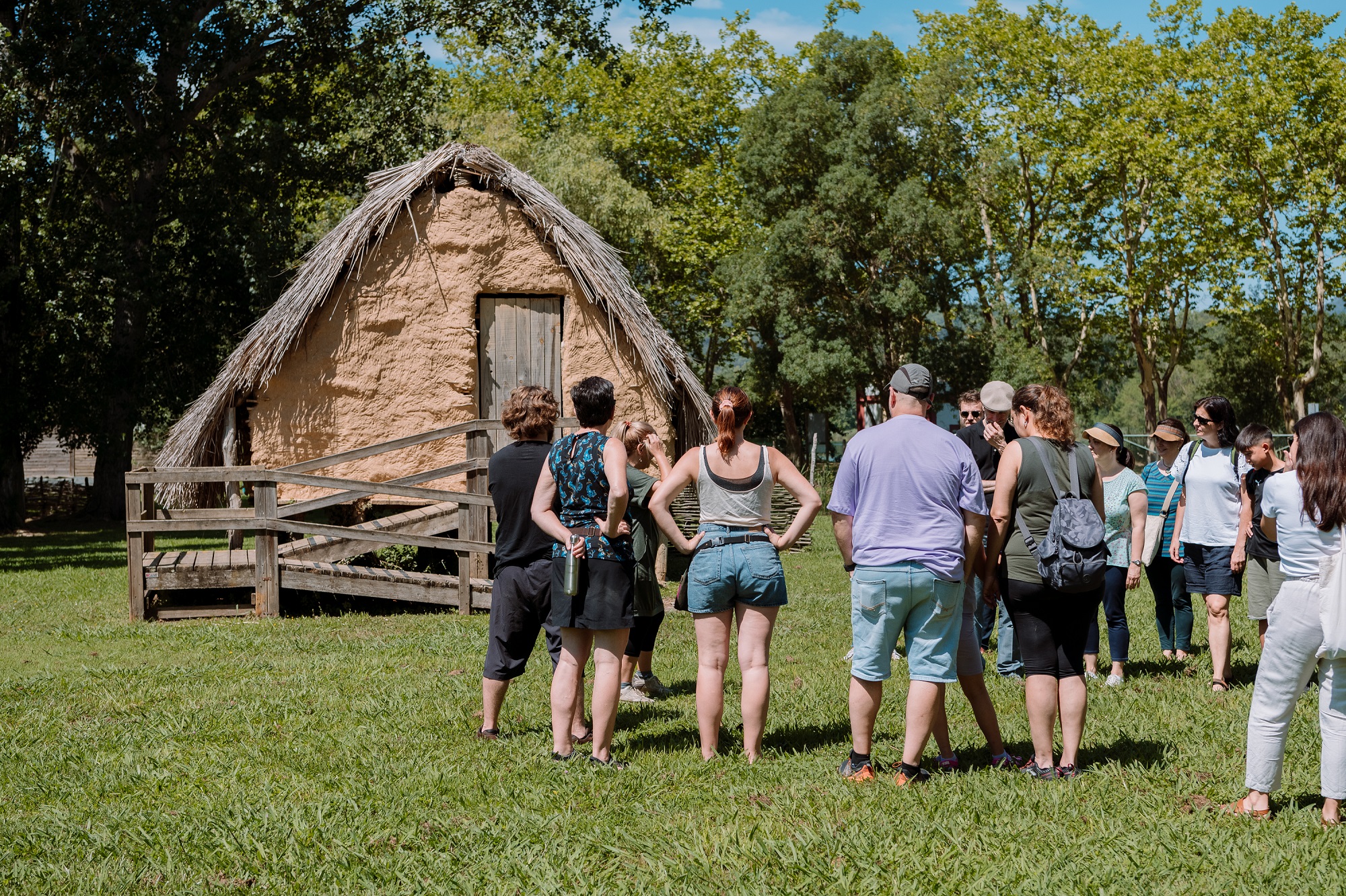 Visita guiada al Parc Neolític de la Draga de Banyoles