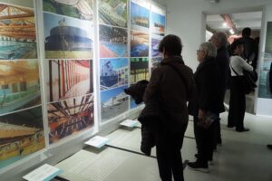 Exposició - Lliscar-Flotar: ingravidesa