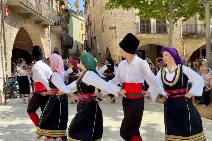 Música, teatre i dansa – Folklora't